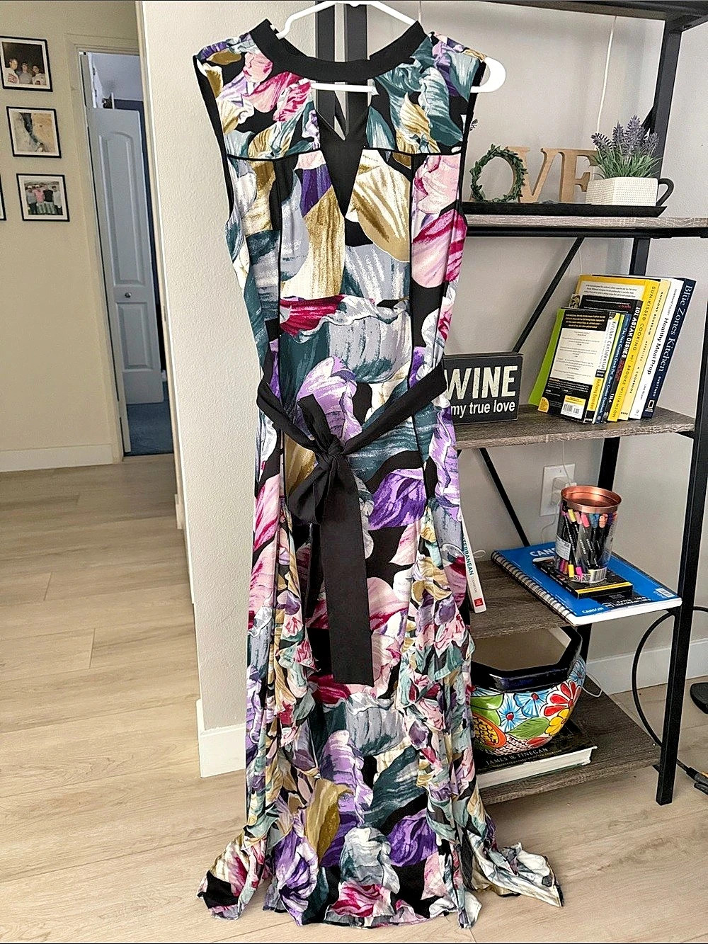 BCBGMAXAZRIA Color Triumph Floral Maxi Dress Black & Purple Size 4 NWT